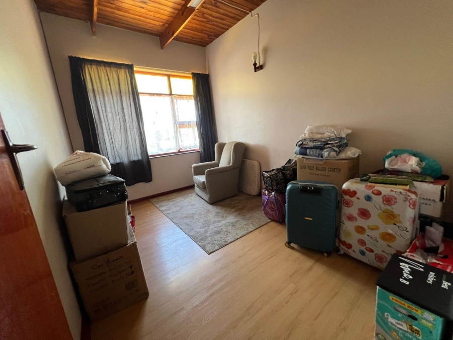 4 Bedroom Property for Sale in Kabega Park Eastern Cape